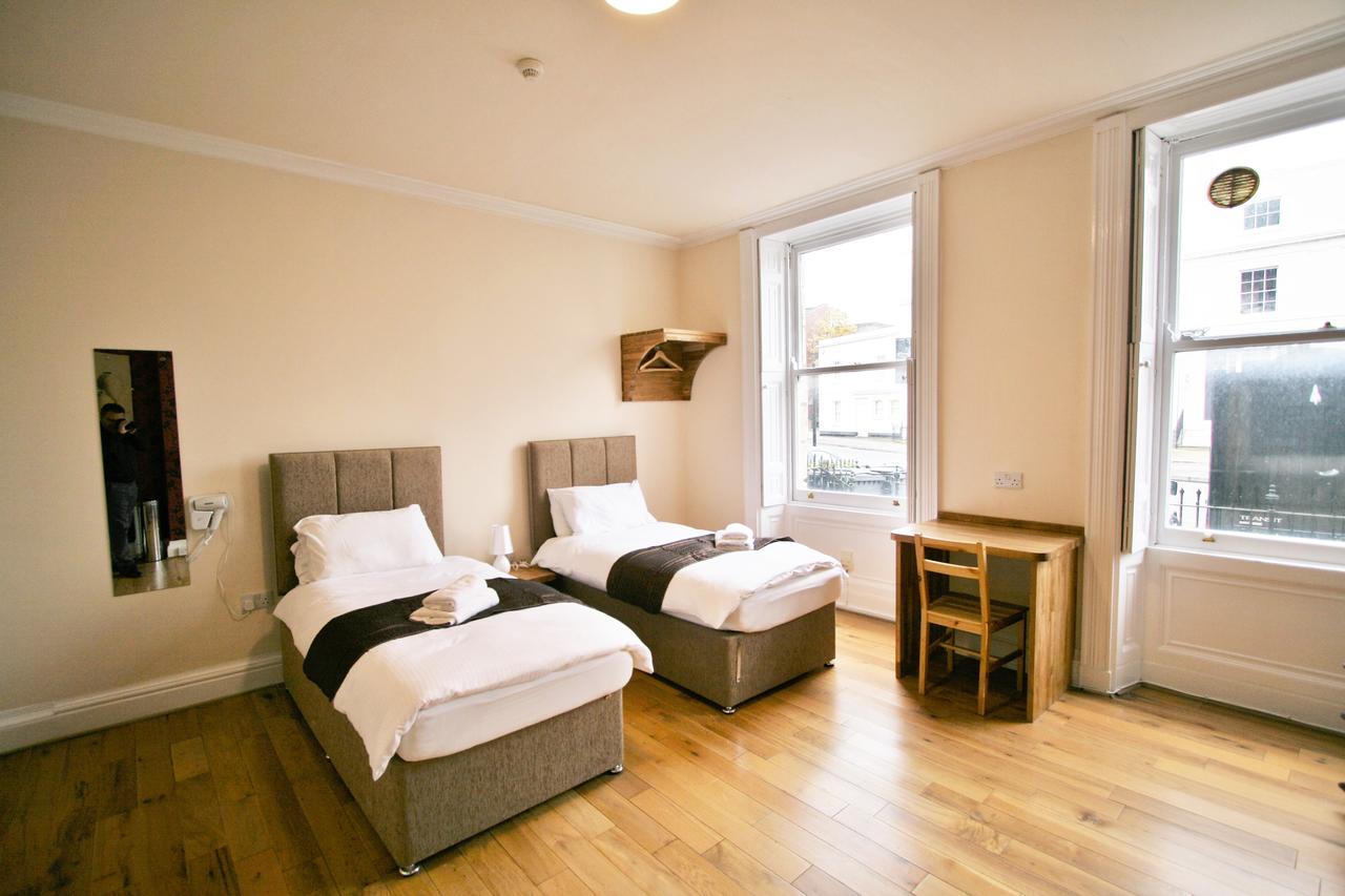 Central Studios Gloucester Place By Roomsbooked Cheltenham Luaran gambar